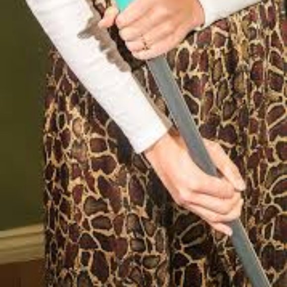 ZARA ANIMAL PRINT SATIN SKIRT - Picture 2 of 7